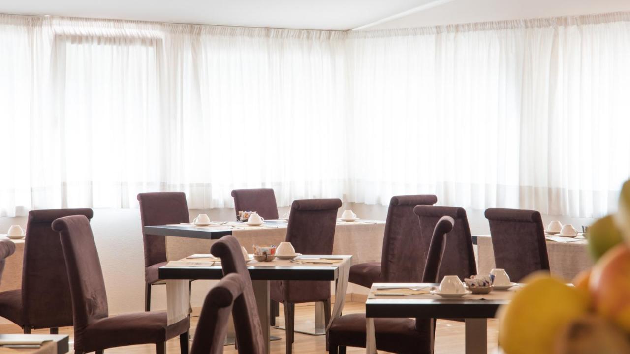 פורטה דיי מארמי Hotel Atlantico מראה חיצוני תמונה
