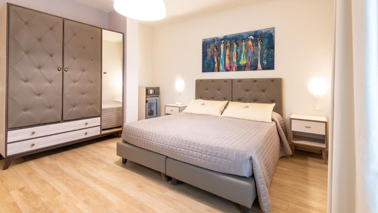 פורטה דיי מארמי Hotel Atlantico מראה חיצוני תמונה