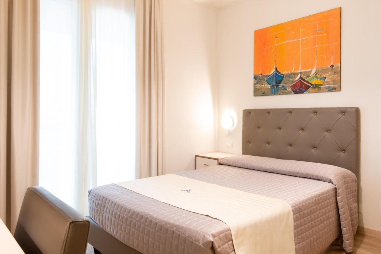פורטה דיי מארמי Hotel Atlantico מראה חיצוני תמונה
